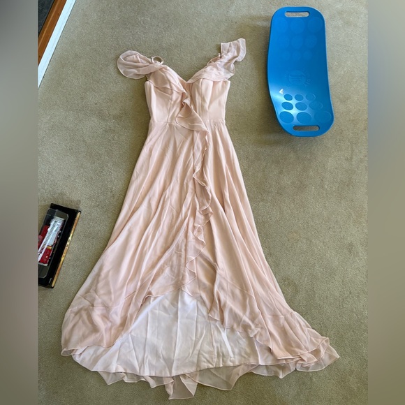 Elegant Light Pink Chiffon Flowy Bridesmaid or Maid of Honor Dress - Picture 1 of 1